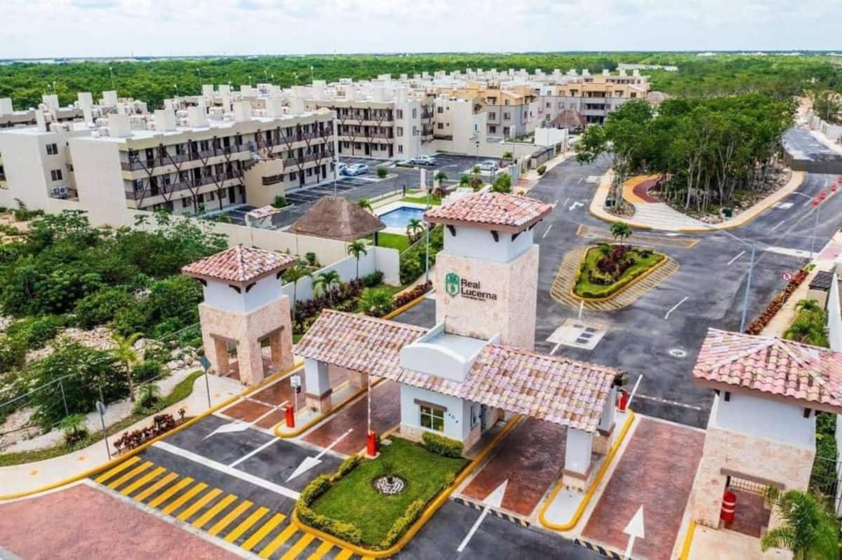 Angels Beach Condo Con Piscina, Parking Y Parque Плая дел Кармен Екстериор снимка